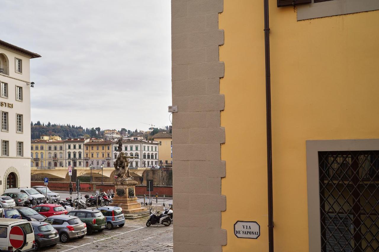 3 Master Bedrooms With Balcony On The River With Views Florencie Exteriér fotografie