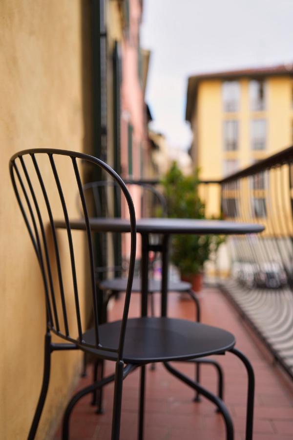 3 Master Bedrooms With Balcony On The River With Views Florencie Exteriér fotografie